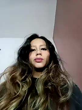 Annalia69 online show from June 6, 3:11 am