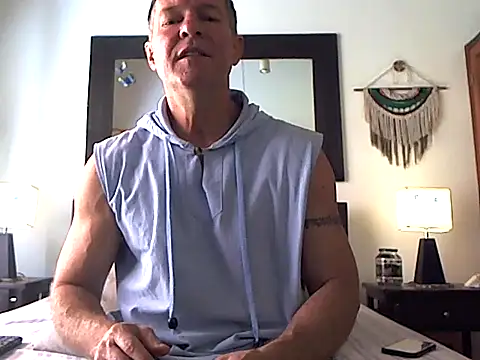 Snapshot of TommyLopez chatting on December 14, 2:44 pm TommyLopez online show from December 14, 2:44 pm