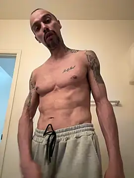 faces818 online show from March 24, 7:19 pm