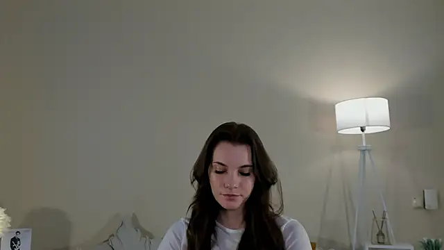 Snapshot of VivienReza chatting on December 18, 5:13 am VivienReza online show from December 18, 5:13 am