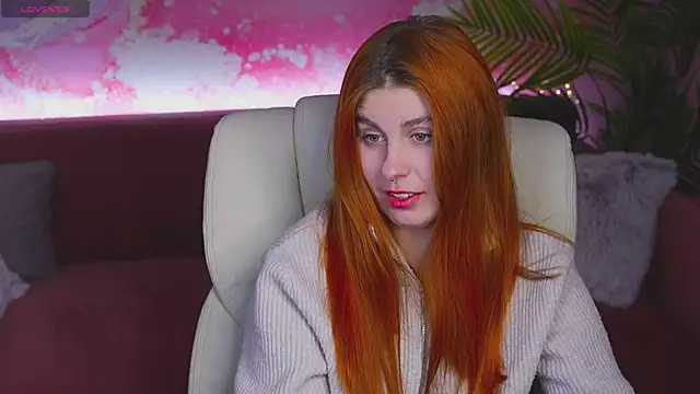 GingerPinky online show from January 16, 8:18 am