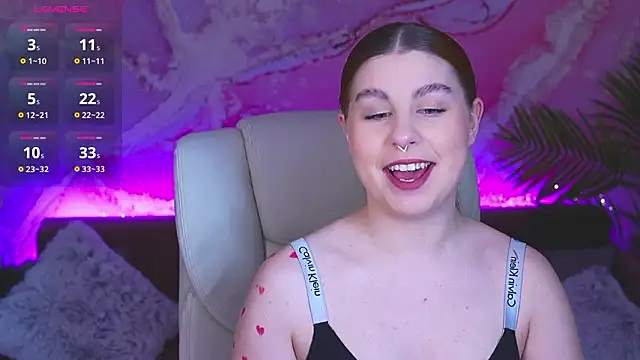 GingerPinky online show from January 17, 1:38 pm