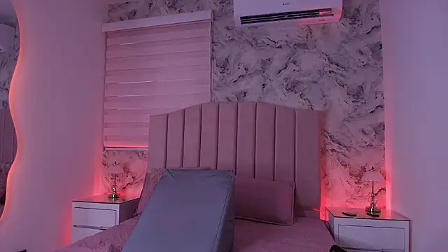 sofia go  online show from March 13, 12:01 pm