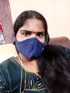 Snapshot of Tamil_Bhuvi69 chatting on December 17, 10:54 am Tamil Bhuvi69 online show from December 17, 10:54 am