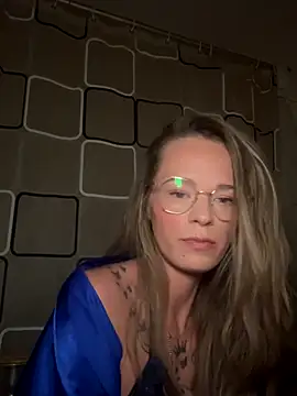 vinique99 online show from January 7, 4:15 am