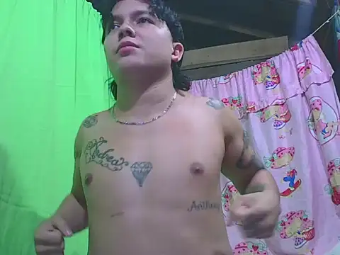 Snapshot of ADAM-DRIVER chatting on December 17, 4:51 am ADAM-DRIVER online show from December 17, 4:51 am