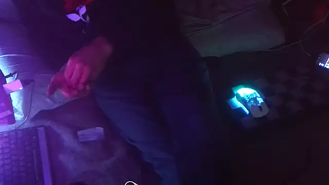 SnappedHagfish online show from April 4, 5:16 am