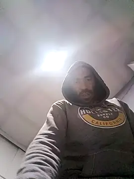 Snapshot of AntonioCeballos1234ad chatting on December 15, 7:23 am AntonioCeballos1234ad online show from December 15, 7:23 am