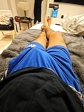 Snapshot of hodavoda_12 chatting on December 17, 11:55 pm hodavoda 12 online show from December 17, 11:55 pm