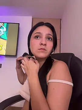 Camila sanchez25 online show from April 5, 8:06 pm