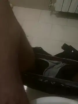 Snapshot of Dotato2003 chatting on December 20, 7:10 pm Dotato2003 online show from December 20, 7:10 pm