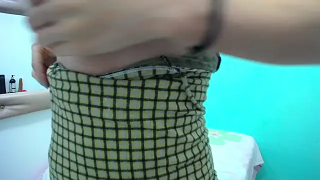 nicol grey online show from February 24, 2:42 am