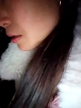 Girl cutee online show from February 11, 9:42 pm