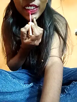 Snapshot of ridhima_khan chatting on December 18, 6:52 am ridhima khan online show from December 18, 6:52 am