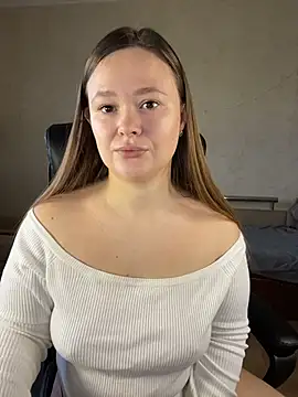 CaramelleSugarr online show from February 5, 6:07 am