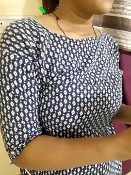 Geeta rani79 online show from April 20, 7:26 pm