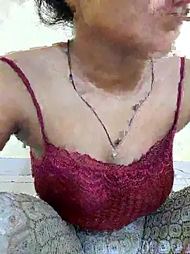 Geeta rani79 online show from April 25, 1:19 am