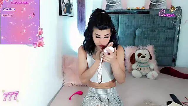 titania1502 online show from February 28, 8:54 pm