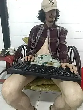 sk8-boy online show from February 19, 12:23 pm