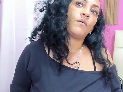 Bianca slut1 online show from December 18, 8:48 pm