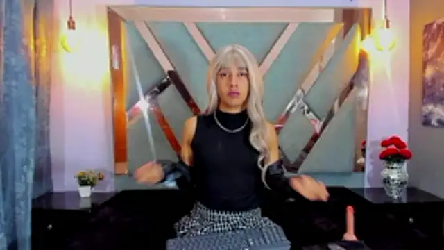 Snapshot of Asa_Noir chatting on December 17, 1:06 pm Asa Noir online show from December 17, 1:06 pm