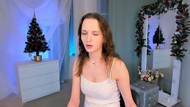 Ariadna Shy online show from January 2, 10:55 pm