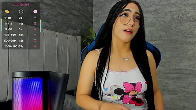 Odett Khast online show from December 19, 5:25 am