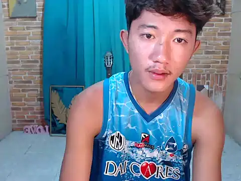 Snapshot of ur_boy_janloyd chatting on December 18, 11:22 pm ur boy janloyd online show from December 18, 11:22 pm