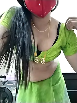 Snapshot of tamilrojaodi chatting on January 18, 11:30 pm tamilrojaodi online show from January 18, 11:30 pm