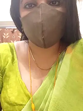 Snapshot of tamilrojaodi chatting on February 27, 10:21 pm tamilrojaodi online show from February 27, 10:21 pm