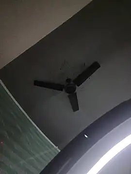 MAHI066 online show from April 4, 7:55 pm