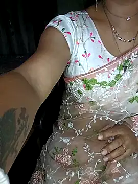 MAHI066 online show from April 7, 2:17 pm