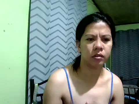 annawet online show from September 20, 8:43 pm