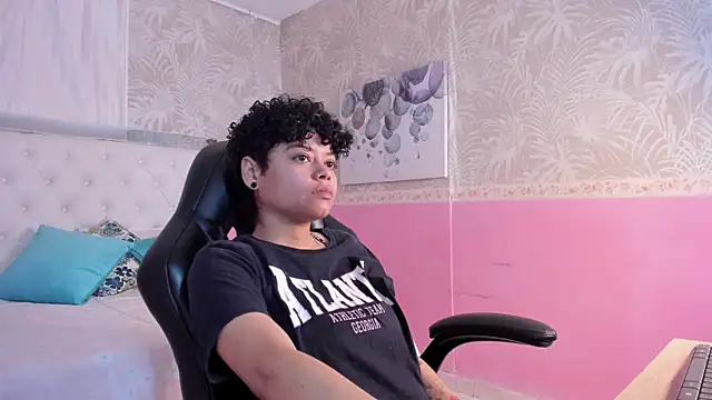 Snapshot of Sasha_Venom chatting on December 18, 1:28 pm Sasha Venom online show from December 18, 1:28 pm