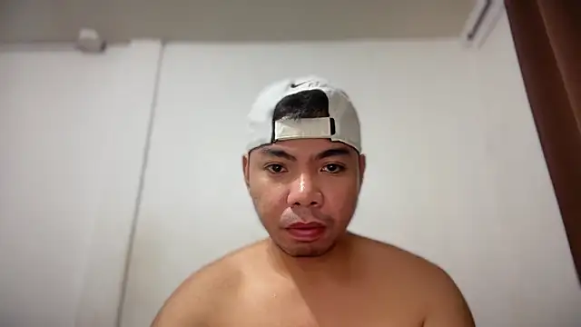 chubbybear 08 online show from February 13, 4:41 am