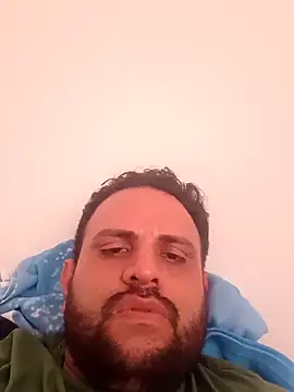 Snapshot of bramcho chatting on December 17, 6:47 pm bramcho online show from December 17, 6:47 pm