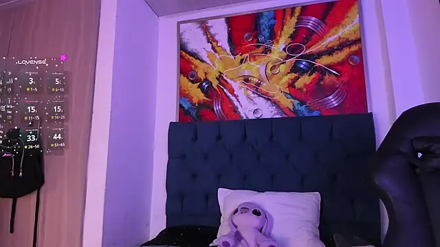 Violet Blazee online show from January 9, 10:40 am