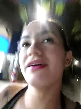 Snapshot of Adrenaline_crazy chatting on January 7, 3:09 am Adrenaline crazy online show from January 7, 3:09 am