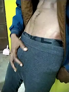 Snapshot of Jordyalnino92 chatting on December 18, 2:34 pm Jordyalnino92 online show from December 18, 2:34 pm