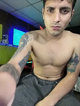 JustynAle2025 online show from February 12, 4:02 pm