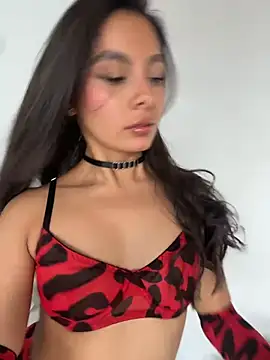 Nicollewest1 online show from February 20, 4:51 pm