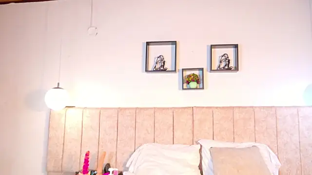 Daikihot online show from April 20, 10:00 pm