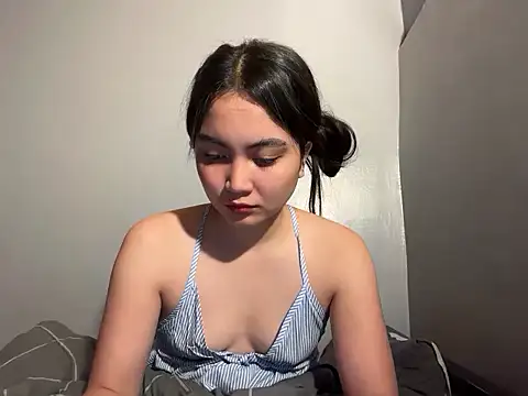 Nanalicious 69 online show from April 4, 9:12 pm