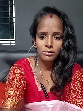 Snapshot of Nithyaredy chatting on December 19, 1:07 pm Nithyaredy online show from December 19, 1:07 pm