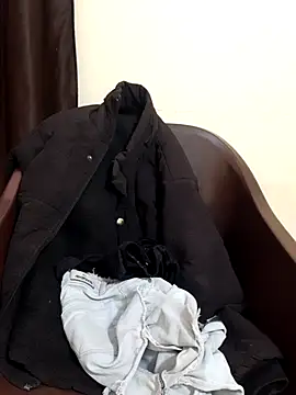 Snapshot of Anjali680 chatting on February 11, 4:06 am Anjali680 online show from February 11, 4:06 am