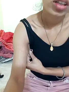 Snapshot of Anjali680 chatting on March 3, 1:56 am Anjali680 online show from March 3, 1:56 am