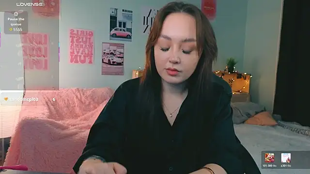 fallin lovee online show from January 6, 7:39 pm