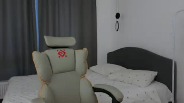 fallin lovee online show from March 29, 1:33 pm