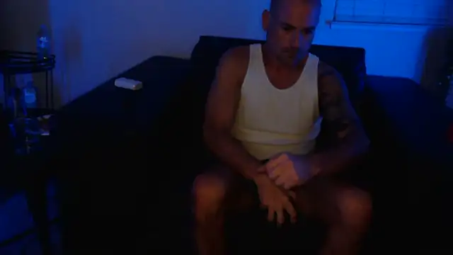 Snapshot of MISTERANDDEMI chatting on February 12, 1:28 pm MISTERANDDEMI online show from February 12, 1:28 pm