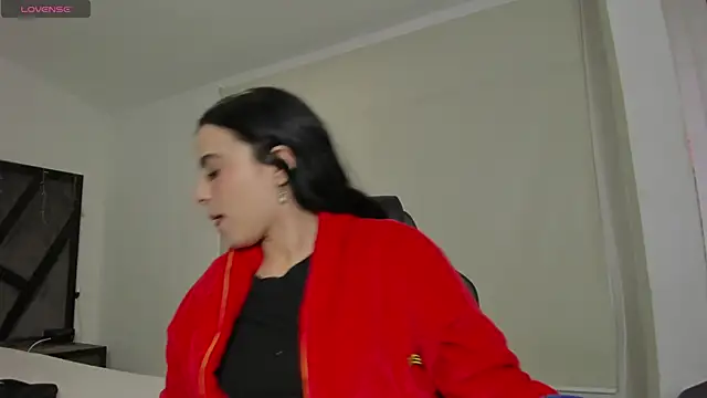 ChannelWhitee  online show from January 8, 10:23 pm